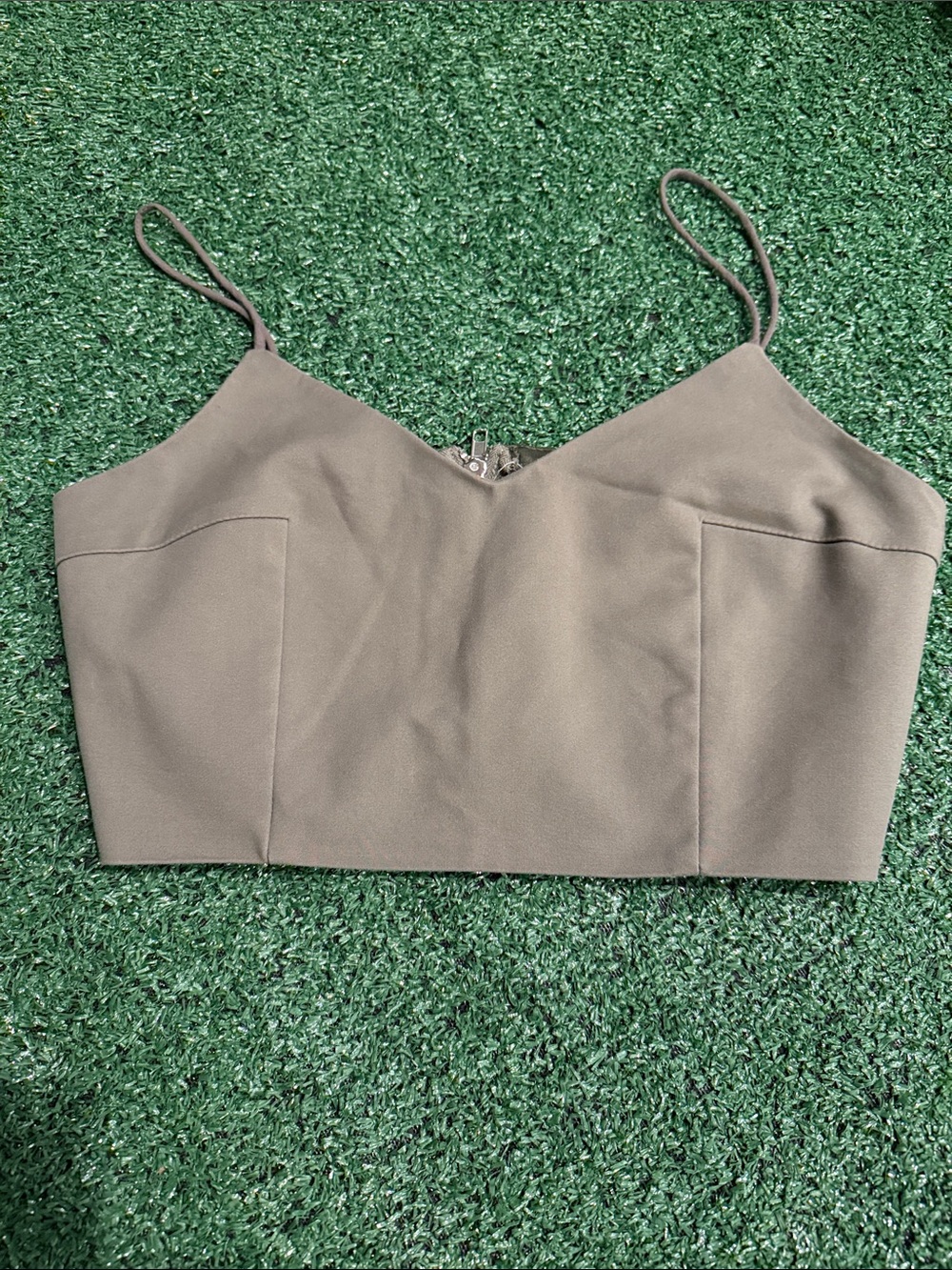 Faith in love size 8 Spaghetti Strap V-Neck Crop Top in Taupe
